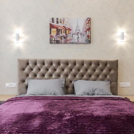 リヴィウLuxury Flat In Downtown 2アパートメント エクステリア 写真