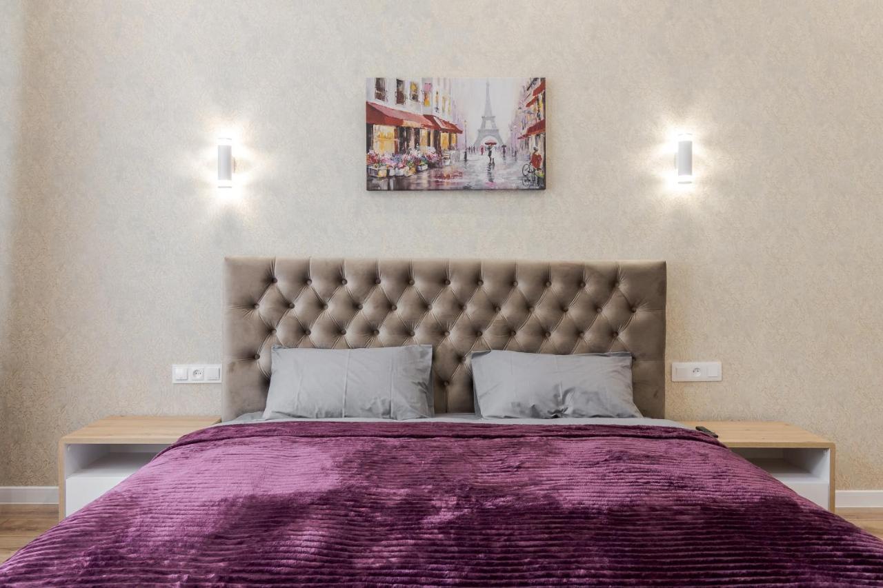 リヴィウLuxury Flat In Downtown 2アパートメント エクステリア 写真